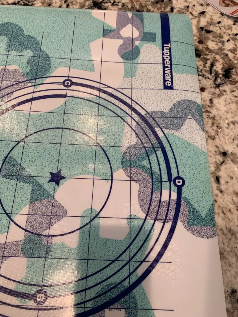 Tupperware Pastry Mat Plastic w/ Measurement Markings Vintage 1997